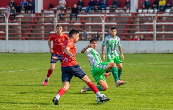 Amistoso de Independiente con Flandria - La Razon de Chivilcoy